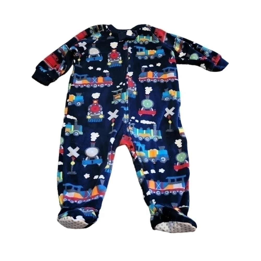 The children’s place size 6-9 months footie pajamas